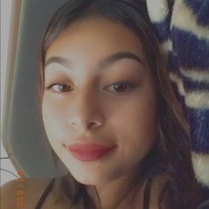 Meet your Posher, Kaelyn